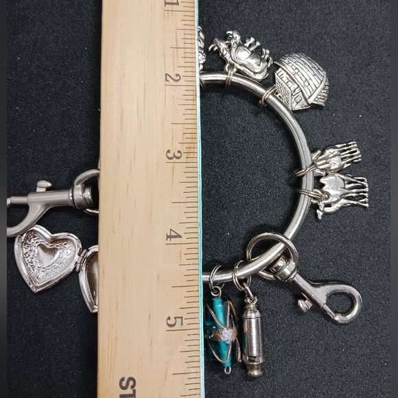 Noah's Ark Charm Keychain! Unique! Locket, whistle. - Picture 6 of 6